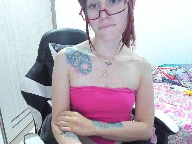 RevySadashiTrue webcam