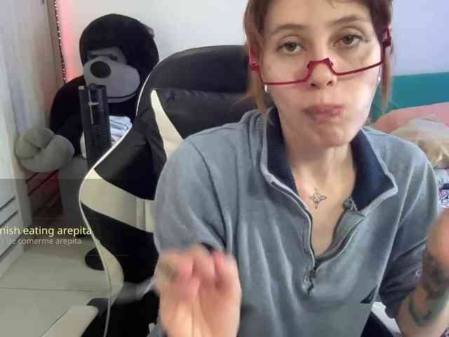 RevySadashiTrue webcam