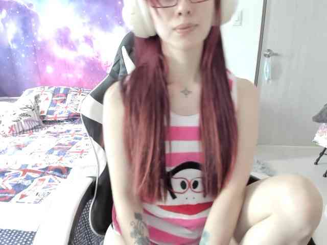 RevySadashiTrue webcam