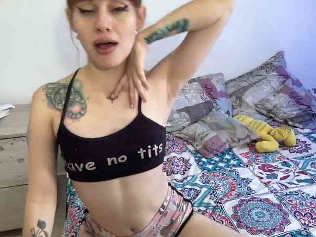 RevySadashiTrue webcam