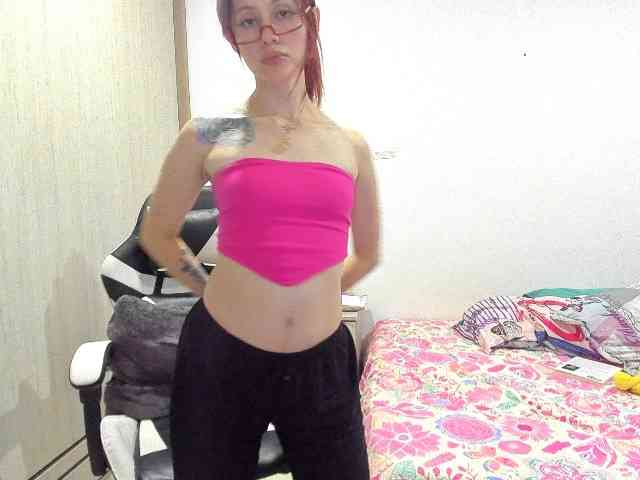 RevySadashiTrue webcam