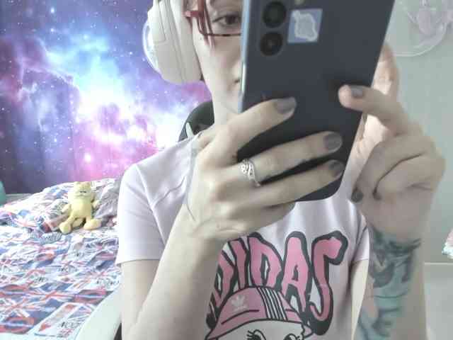RevySadashiTrue webcam
