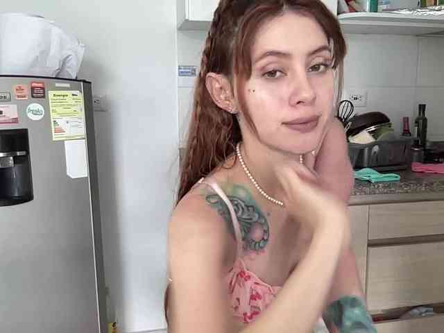 RevySadashiTrue webcam