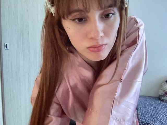 RevySadashiTrue webcam