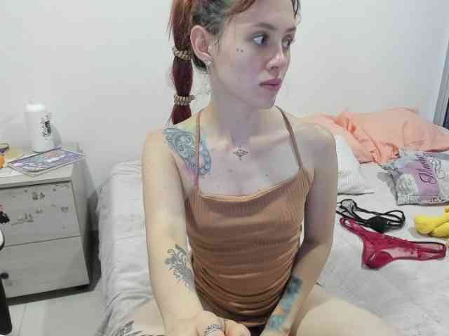 RevySadashiTrue webcam