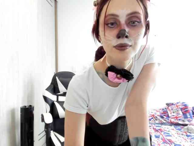 RevySadashiTrue webcam