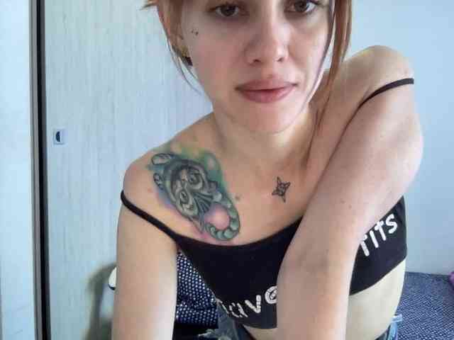 RevySadashiTrue webcam