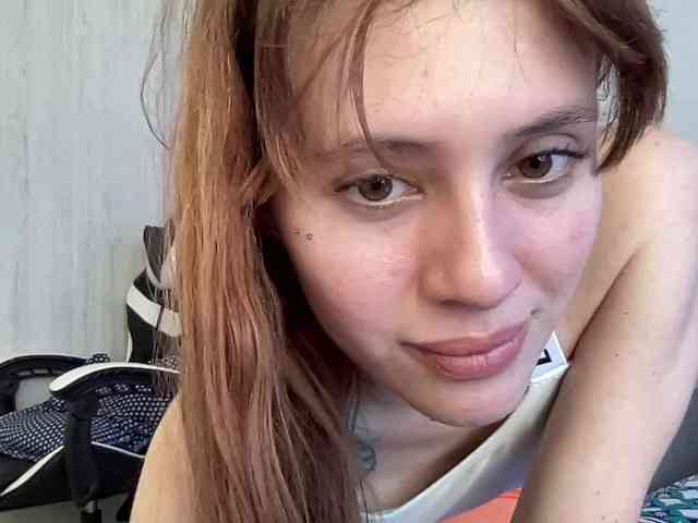 RevySadashiTrue webcam