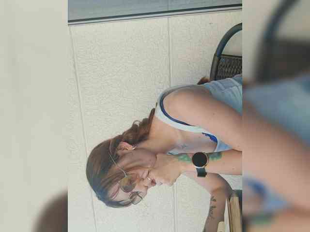 RevySadashiTrue webcam