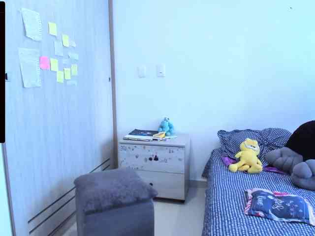 RevySadashiTrue webcam