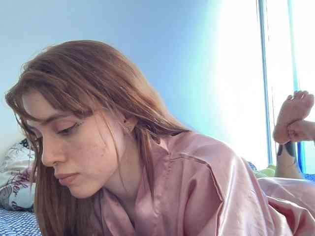 RevySadashiTrue webcam