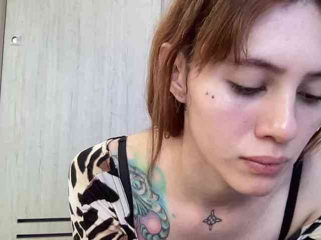 RevySadashiTrue webcam