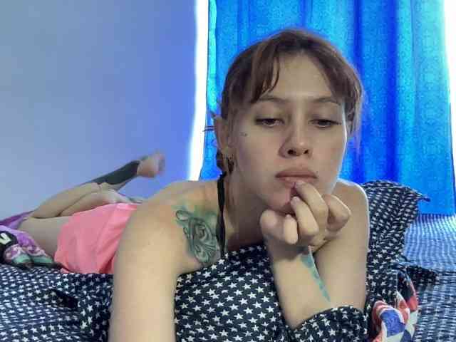 RevySadashiTrue webcam