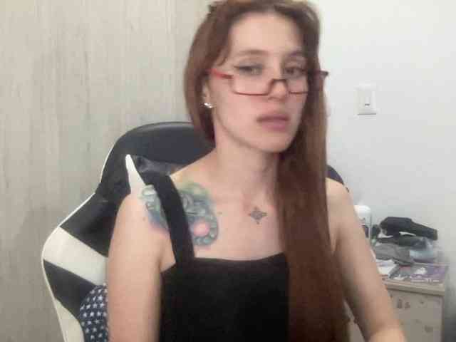 RevySadashiTrue webcam