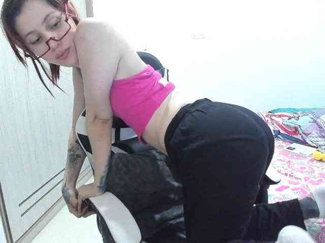 RevySadashiTrue webcam