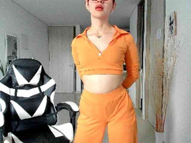 RevySadashiTrue webcam