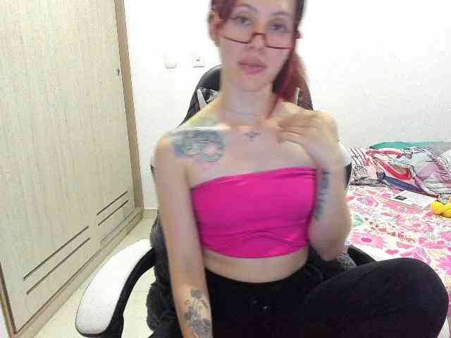 RevySadashiTrue webcam