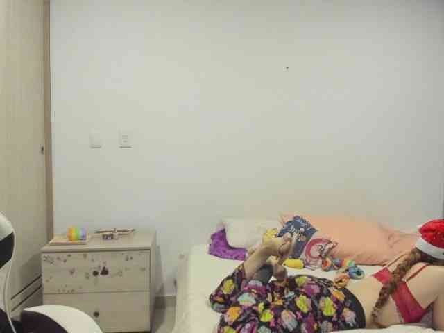 RevySadashiTrue webcam