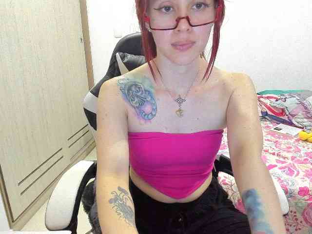 RevySadashiTrue webcam