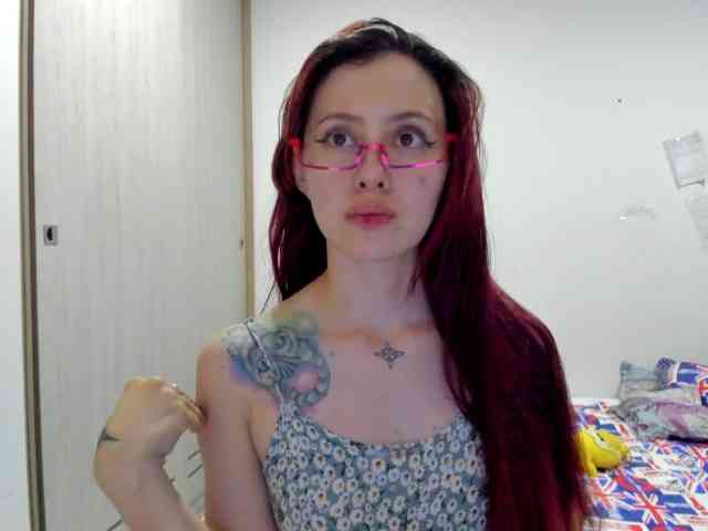 RevySadashiTrue webcam