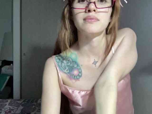 RevySadashiTrue webcam