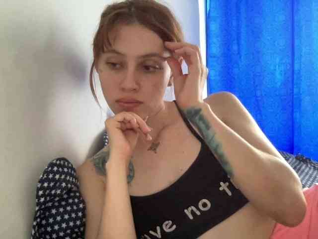 RevySadashiTrue webcam