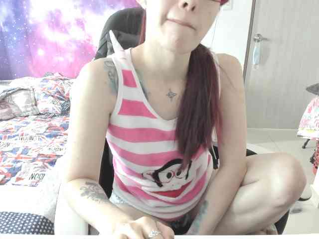 RevySadashiTrue webcam