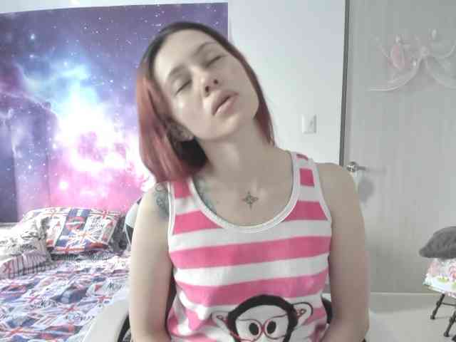 RevySadashiTrue webcam