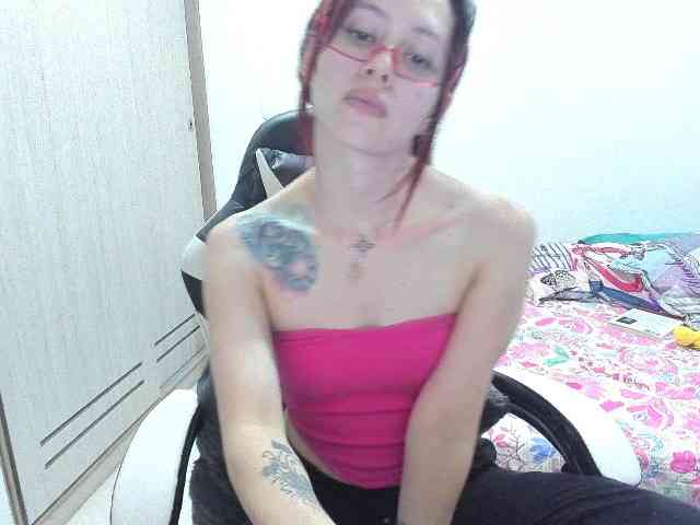 RevySadashiTrue webcam