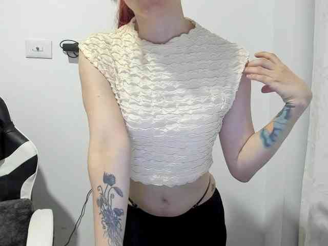 RevySadashiTrue webcam