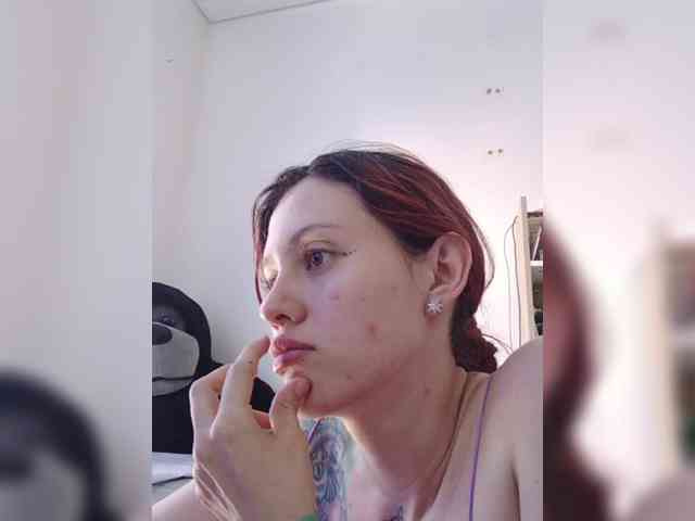 RevySadashiTrue webcam