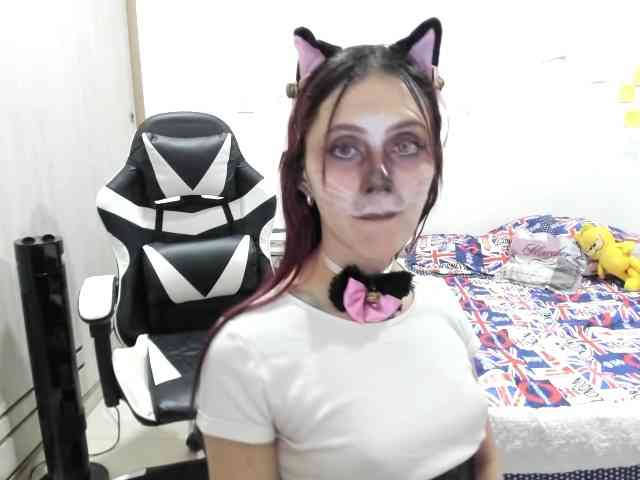 RevySadashiTrue webcam