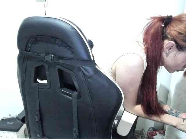 RevySadashiTrue webcam