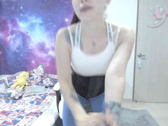 RevySadashiTrue webcam