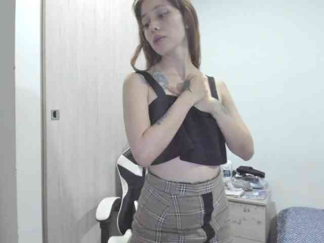 RevySadashiTrue webcam