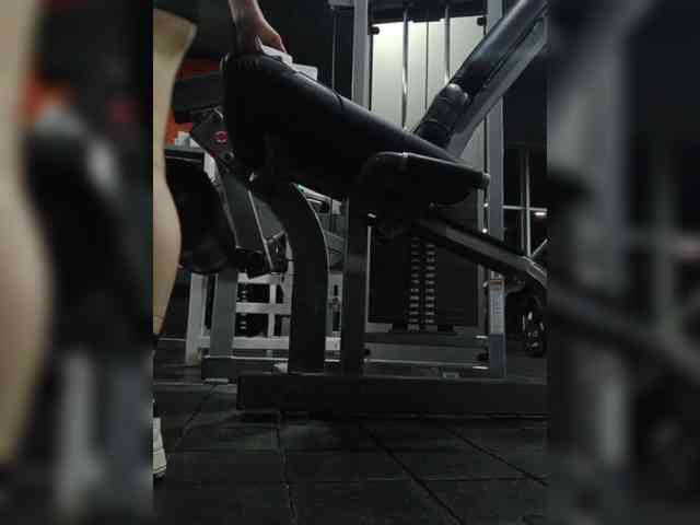 RevySadashiTrue webcam