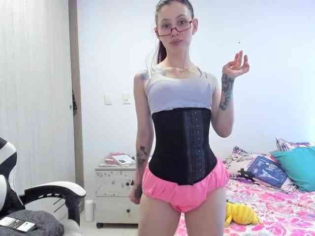 RevySadashiTrue webcam