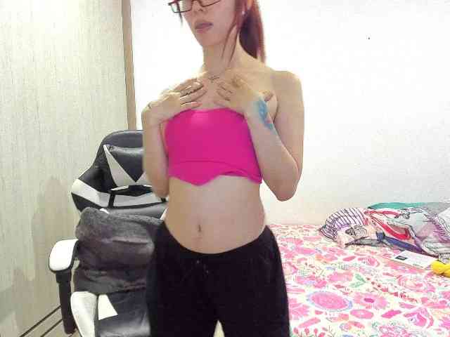 RevySadashiTrue webcam