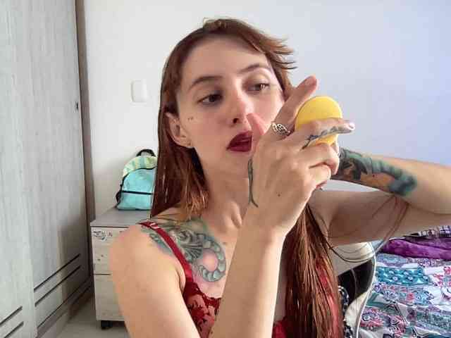 RevySadashiTrue webcam