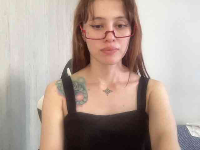 RevySadashiTrue webcam