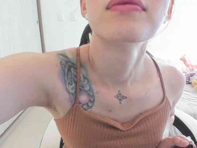 RevySadashiTrue webcam