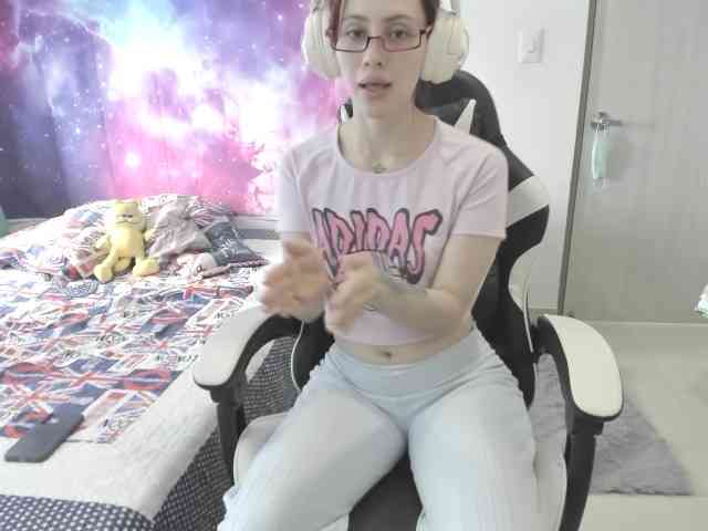 RevySadashiTrue webcam