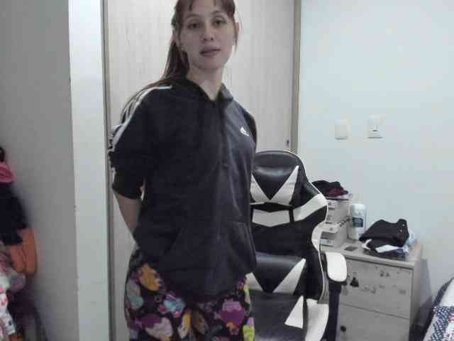 RevySadashiTrue webcam