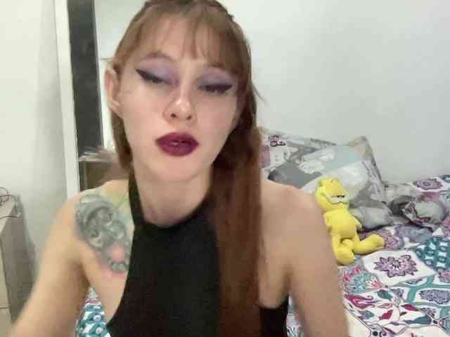 RevySadashiTrue webcam