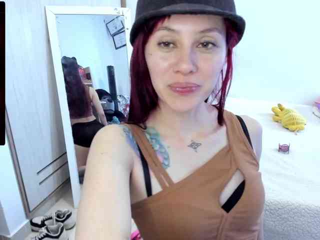 RevySadashiTrue webcam
