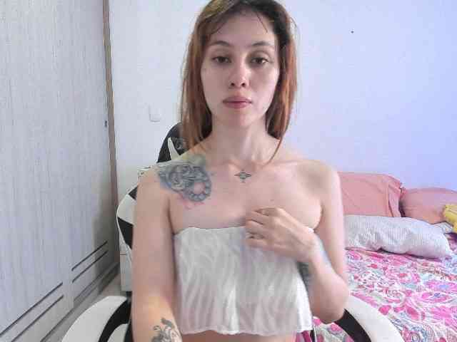 RevySadashiTrue webcam