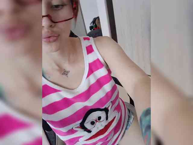 RevySadashiTrue Live Webcam on BongaCams