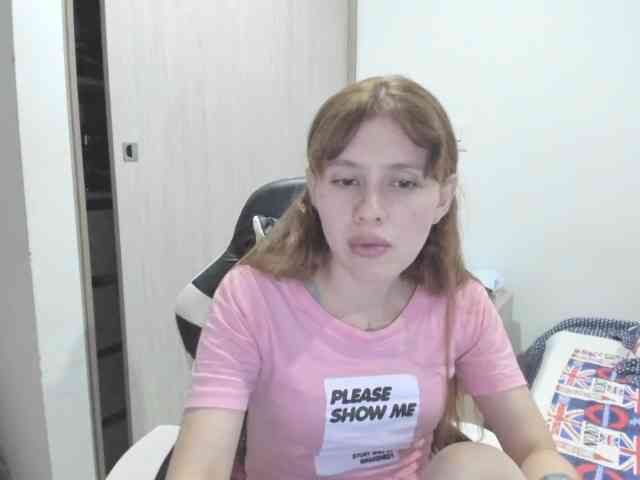 RevySadashiTrue webcam