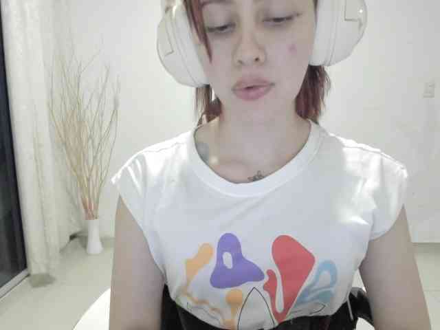 RevySadashiTrue webcam