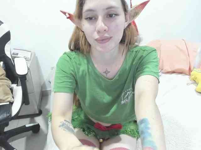 RevySadashiTrue webcam